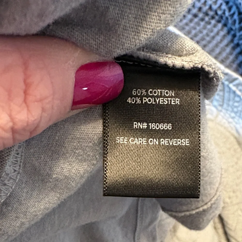 New Era Philadelphia Eagles Short Sleeve Graphic Tee - Gray & Green - torrid 4 - Picture 6 of 6